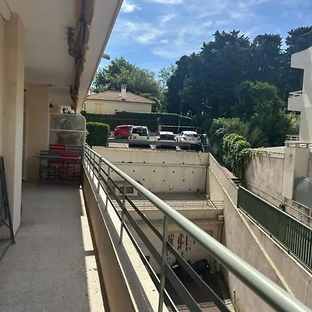 Apartment Bright Between & Juan-les-pins Antibes